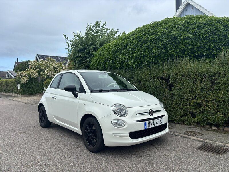 Vit Begagnad 2017 Fiat 500 Pop Halvkombi | 95 000 kr (Marknadspris) - Bild 1/4