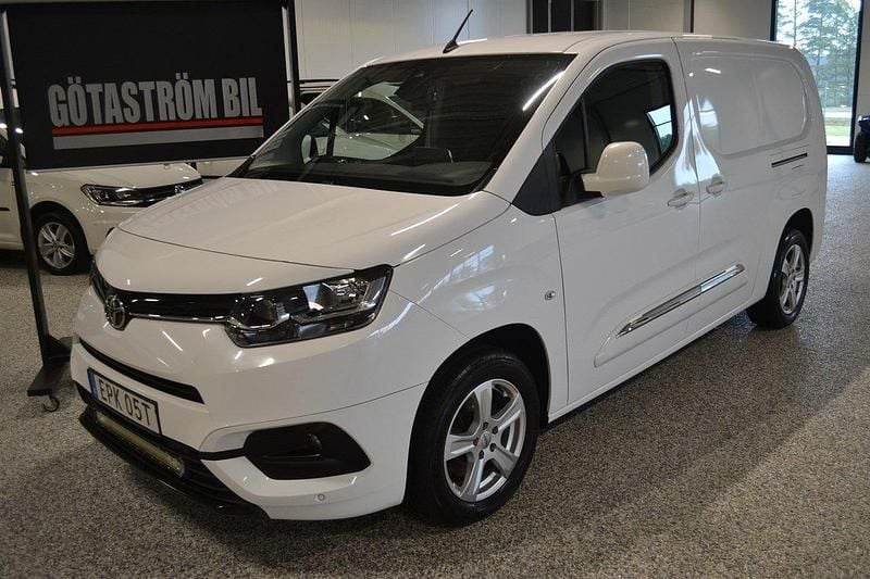 Vit Begagnad 2021 Toyota Proace City Van | 215 000 kr (Marknadspris) - Bild 1/4