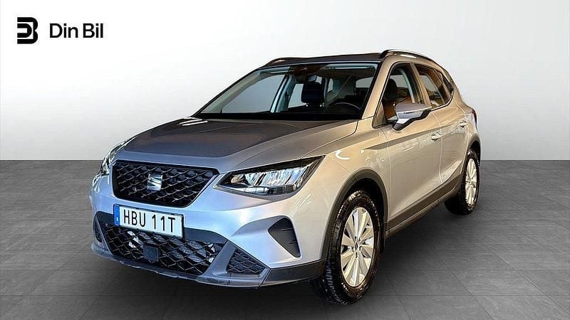 Silver Begagnad 2024 Seat Arona Style SUV | 219 900 kr (Lite dyr) - Bild 1/4