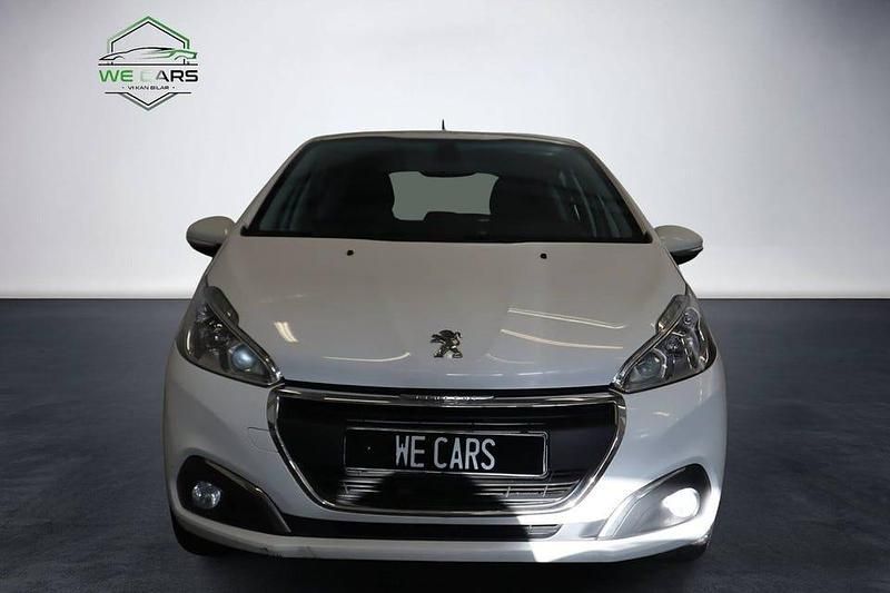 Begagnad Peugeot 208 82 HK (60 kW) 2017 Okänd Halvkombi