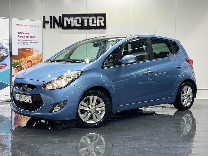 Ljusblå Begagnad 2012 Hyundai ix20 Halvkombi | 104 900 kr (Lite dyr) - Bild 1/4