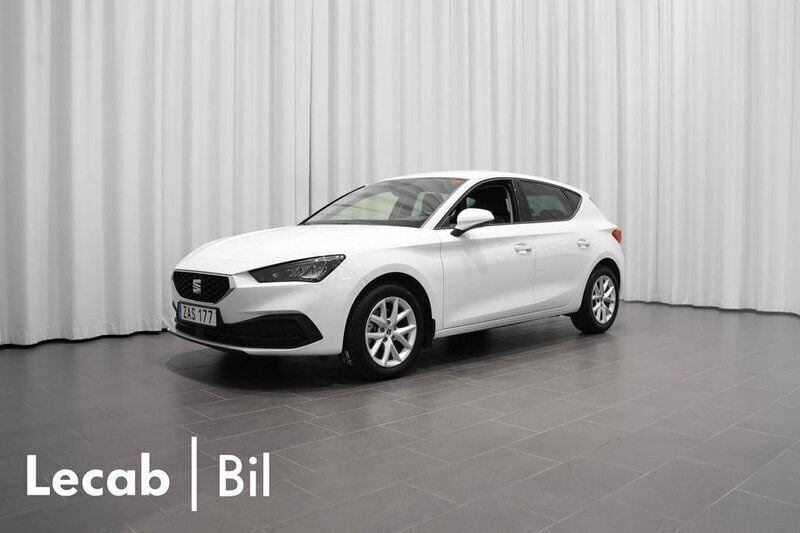 Vit (candy white) Begagnad 2024 Seat Leon Kombi | 214 500 kr (Marknadspris) - Bild 1/4