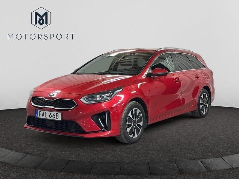 Begagnad Kia Ceed Sportswagon 141 HK (103 kW) 2021 Röd Kombi