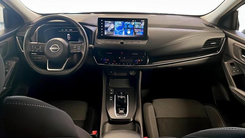Begagnad Nissan Qashqai 360º 190 HK (139 kW) 2023 Svart SUV