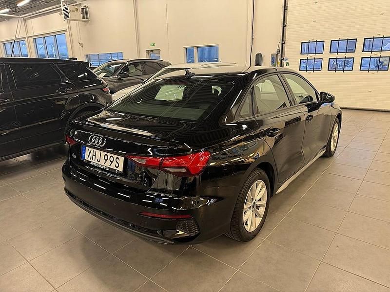 Begagnad Audi A3 Comfort 150 HK (110 kW) 2021 Svart Sedan