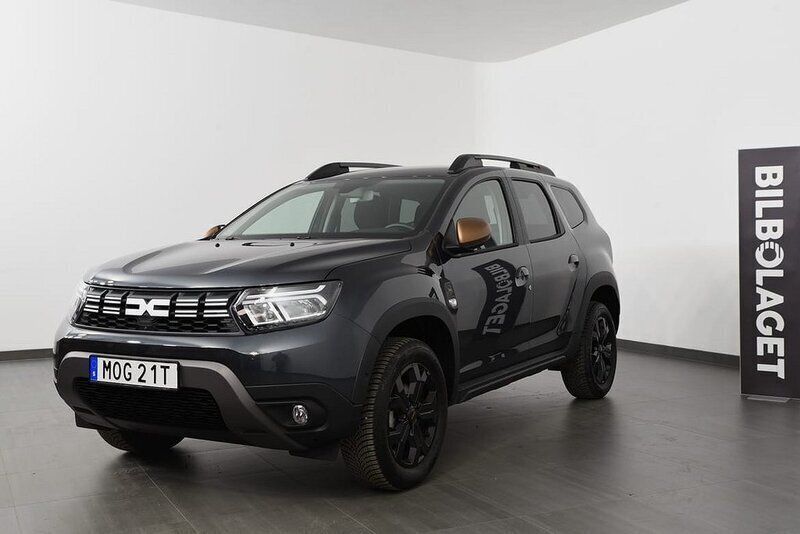 Grå Begagnad 2023 Dacia Duster Extreme SUV | 269 500 kr (Marknadspris) - Bild 1/4