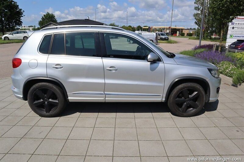 Grå samma som bilen Begagnad 2013 VW Tiguan SUV | 129 900 kr (Bra pris) - Bild 1/4