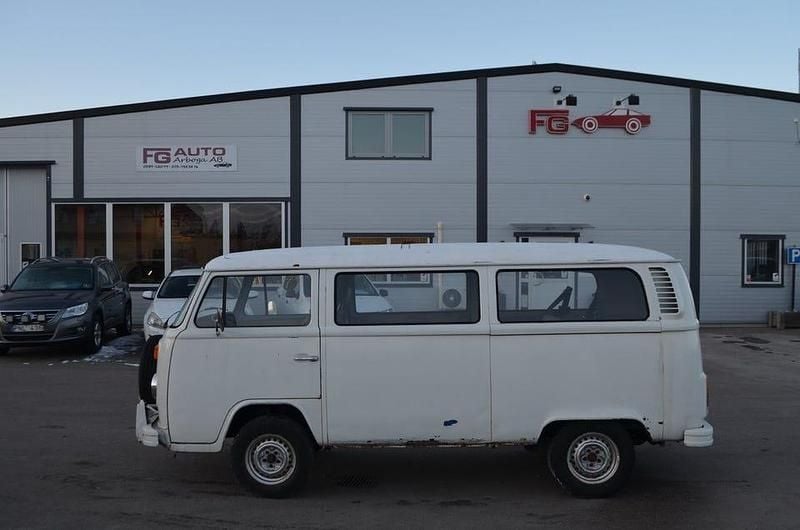 Begagnad VW T2 50 HK (36 kW) 1975 Van
