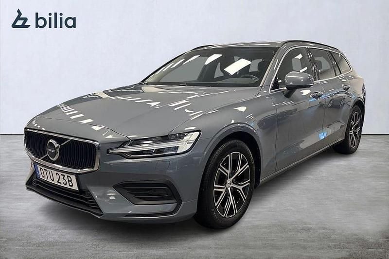 Grå Begagnad 2023 Volvo V60 Core Kombi | 319 900 kr (Bra pris) - Bild 1/3