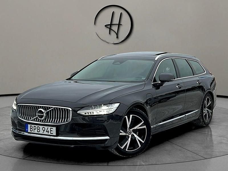 Begagnad Volvo V90 Inscription 253 HK (186 kW) 2021 Grå Kombi