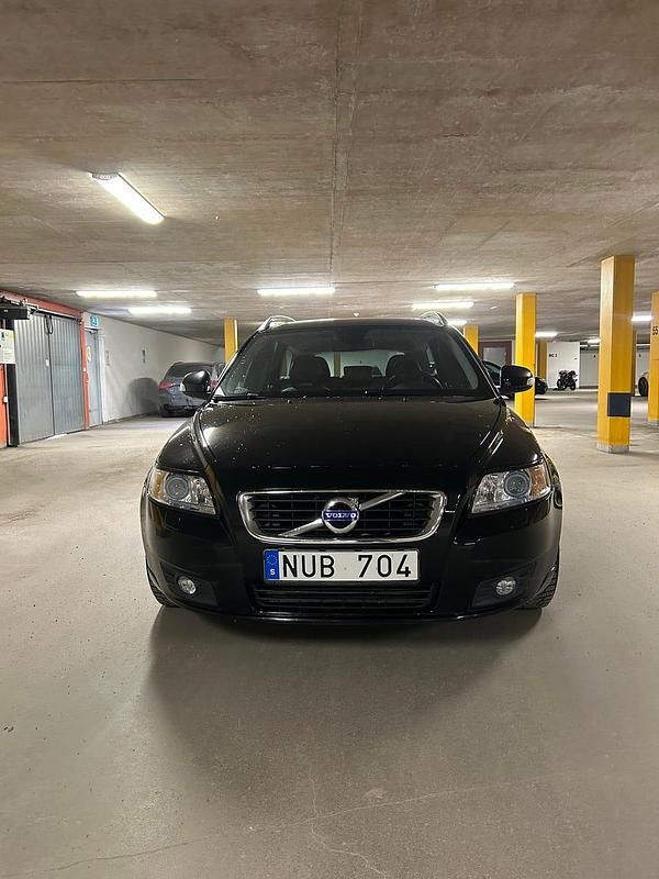 Begagnad Volvo V50 Standard 115 HK (84 kW) 2012 Kombi