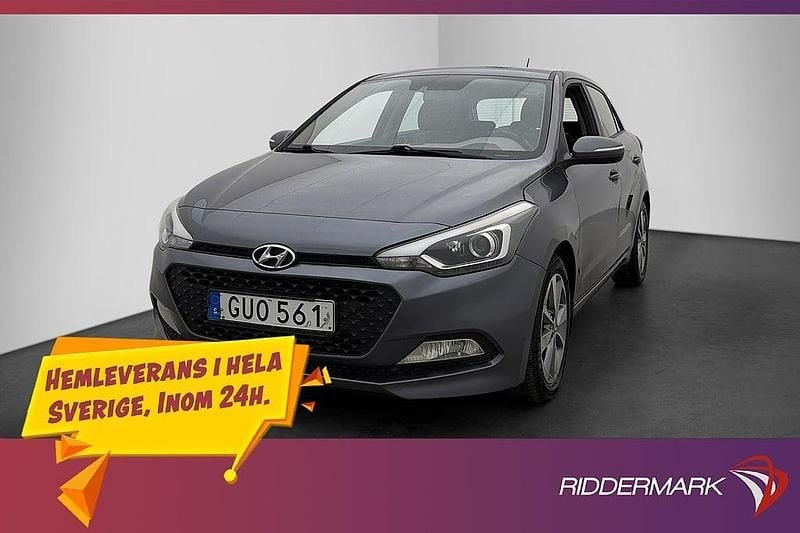 Grå Begagnad 2016 Hyundai i20 | 124 700 kr - Bild 1/3