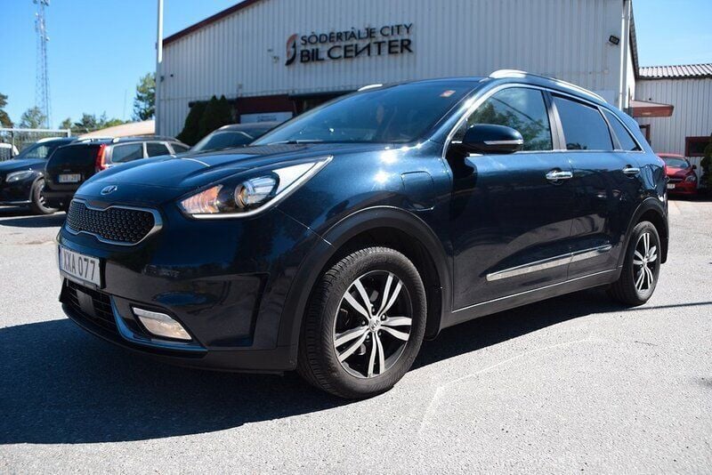 Begagnad Kia Niro Advance 142 HK (104 kW) 2018 Blå SUV