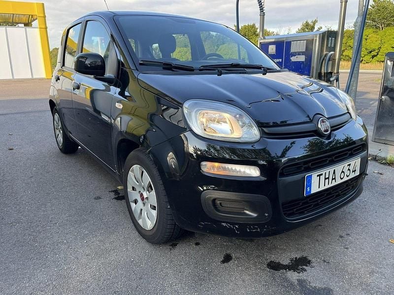Svart Begagnad 2012 Fiat Panda Halvkombi | 38 000 kr - Bild 1/4