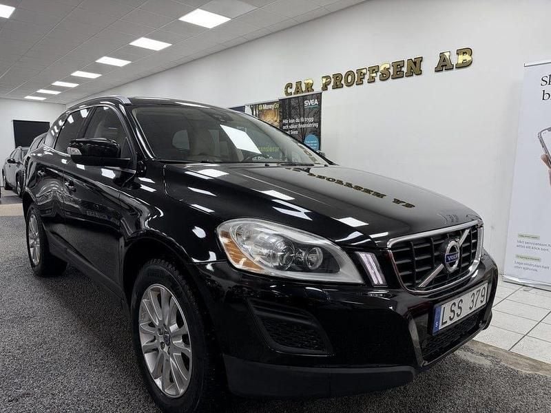 Svart Begagnad 2012 Volvo XC60 Summum SUV | 94 900 kr (Superpris) - Bild 1/4