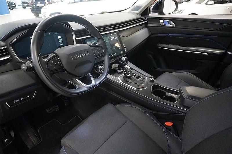 Begagnad Lynk & Co 01 261 HK (191 kW) 2021 Blå SUV