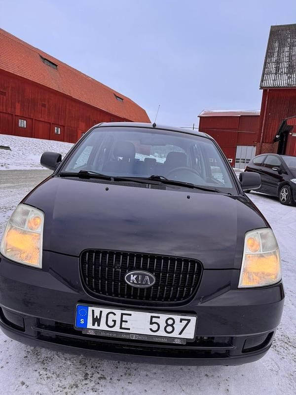 Begagnad 2004 Kia Picanto Halvkombi | 17 500 kr (Marknadspris) - Bild 1/4
