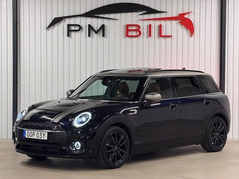 Blå Begagnad 2024 Mini Cooper S Clubman Kombi | 349 900 kr - Bild 1/4