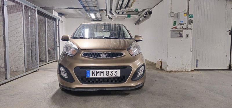Brun Begagnad 2012 Kia Picanto Comfort Halvkombi | 38 000 kr (Bra pris) - Bild 1/4