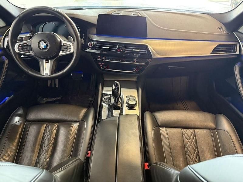 Begagnad BMW M550 463 HK (340 kW) 2017 Blå Sedan
