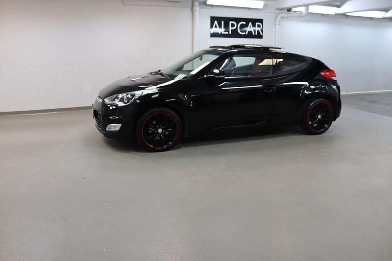 Svart Begagnad 2011 Hyundai Veloster Halvkombi | 109 899 kr - Bild 1/4