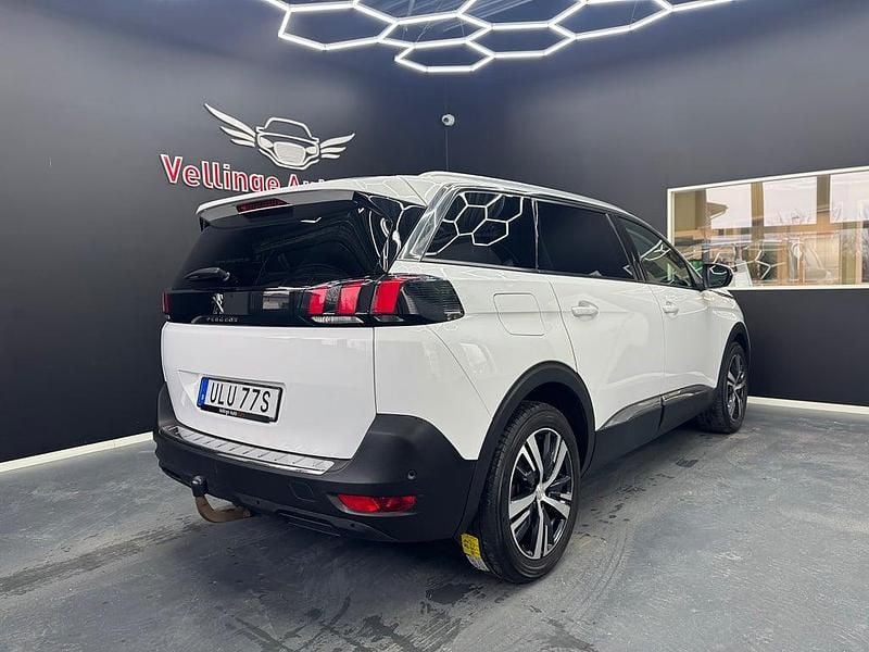 Begagnad Peugeot 5008 Allure 131 HK (96 kW) 2019 Vit SUV