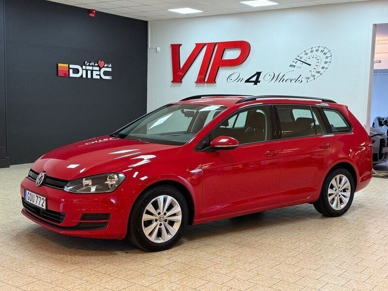 Röd Begagnad 2015 VW Golf VII Kombi | 109 800 kr (Bra pris) - Bild 1/4