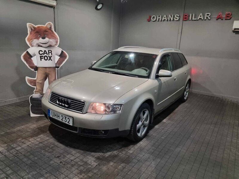 Ljusbrun Begagnad 2003 Audi A4 Comfort Kombi | 29 900 kr (Marknadspris) - Bild 1/4