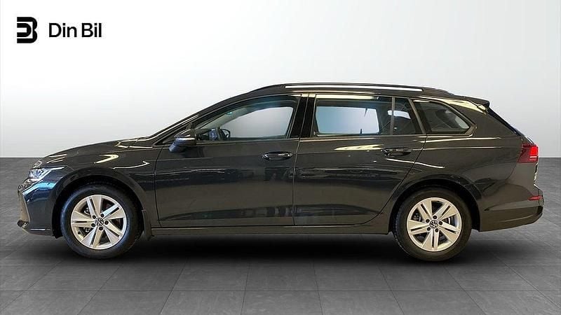 Begagnad VW Golf VIII Life 150 HK (110 kW) 2025 Grå Kombi
