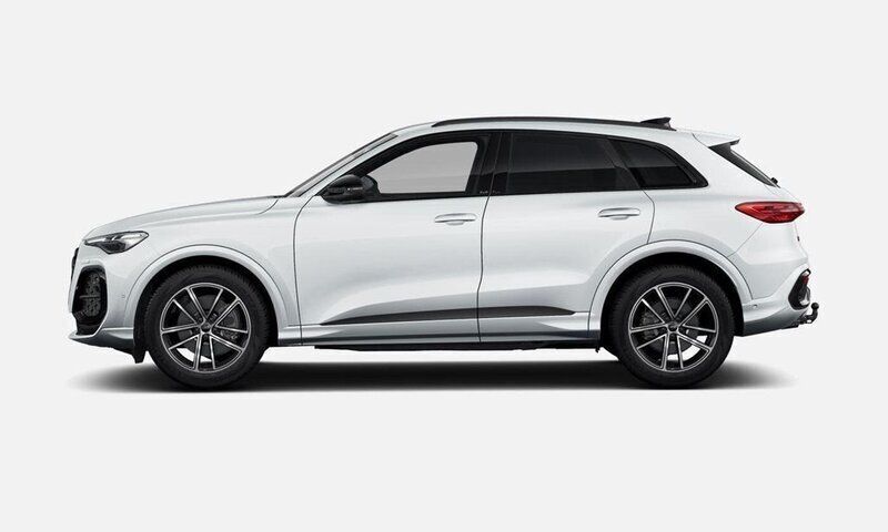 Vit (glaciärvit metallic) Ny 2025 Audi Q5 Sportback S-Line SUV | 762 600 kr (Dyr) - Bild 1/3