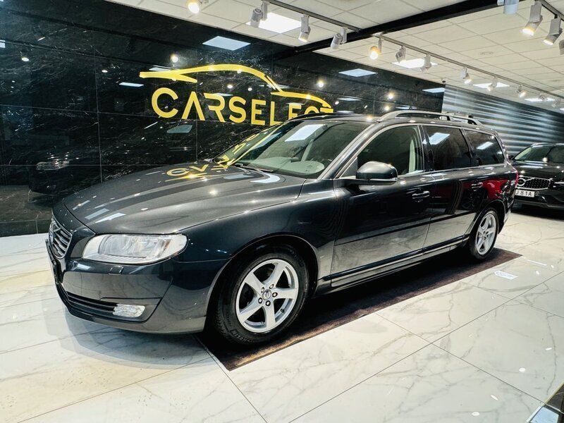 Begagnad Volvo V70 Kinetic 116 HK (85 kW) 2015 Grå Kombi