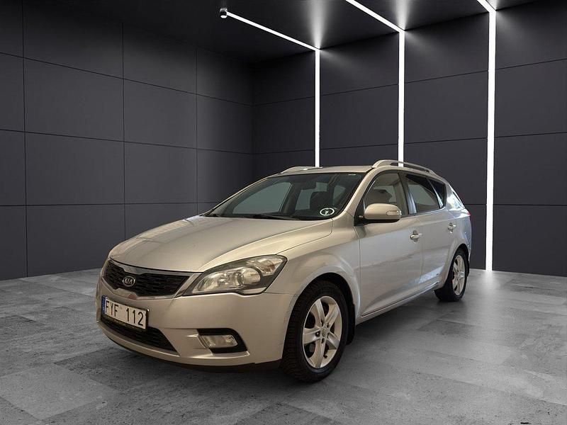 Silver Begagnad 2010 Kia Ceed Sportswagon Kombi | 29 900 kr (Marknadspris) - Bild 1/4