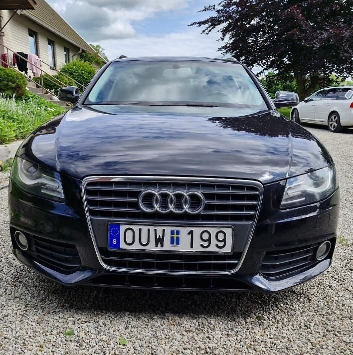 Svart Begagnad 2010 Audi A4 Kombi | 47 000 kr (Marknadspris) - Bild 1/4