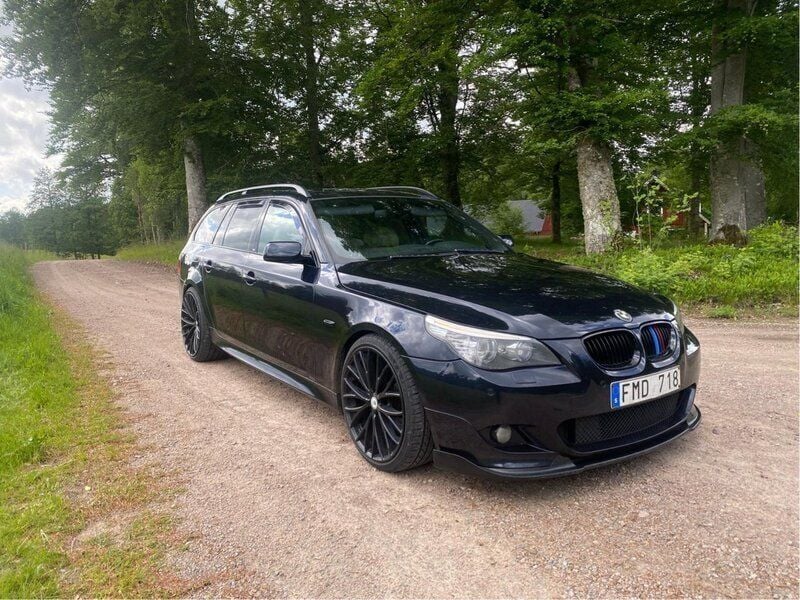 Svart Begagnad 2007 BMW 535 M Sport Kombi | 120 000 kr (Dyr) - Bild 1/4