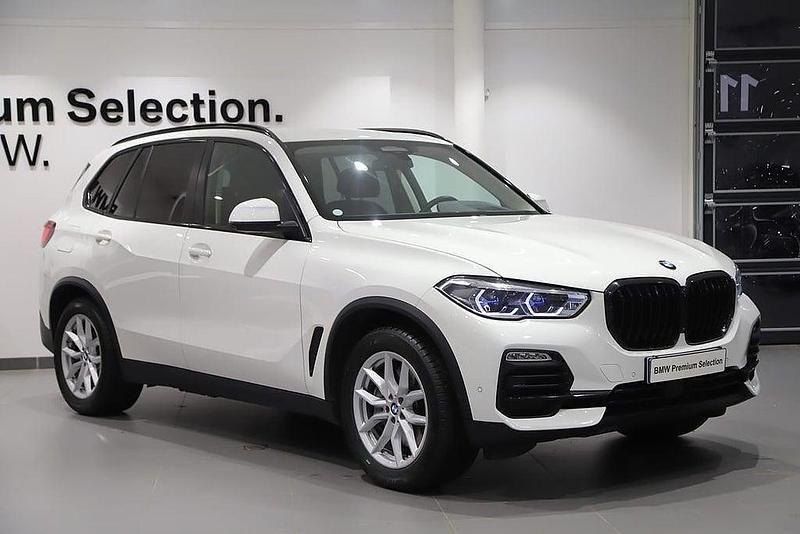 Vit Begagnad 2019 BMW X5 iPerformance SUV | 489 000 kr (Superpris) - Bild 1/2