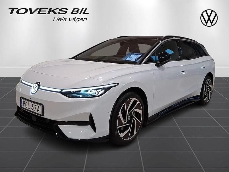 Vit Begagnad 2025 VW ID.7 Pro Kombi | 489 900 kr (Bra pris) - Bild 1/4