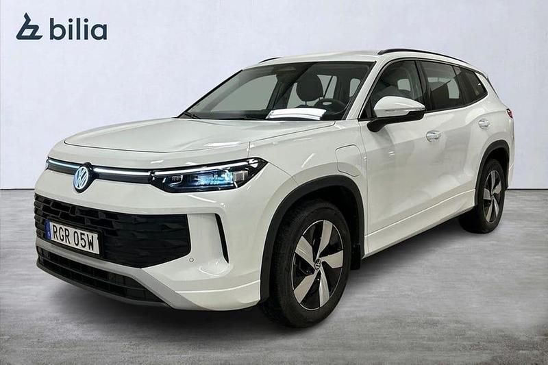 Begagnad VW Tayron Life 207 HK (152 kW) 2025 Vit SUV