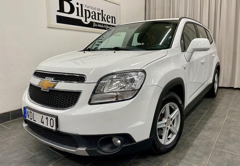 Vit Begagnad 2012 Chevrolet Orlando Minibuss | 69 900 kr (Dyr) - Bild 1/4