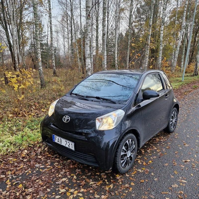 Begagnad Toyota iQ 68 HK (50 kW) 2009 Halvkombi