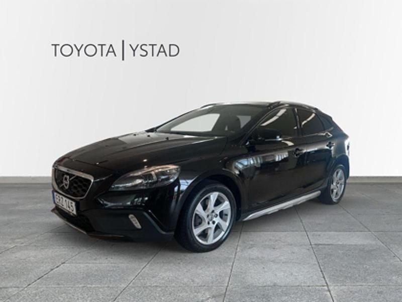 Svart Begagnad 2016 Volvo V40 CC Momentum Kombi | 129 000 kr (Marknadspris) - Bild 1/4