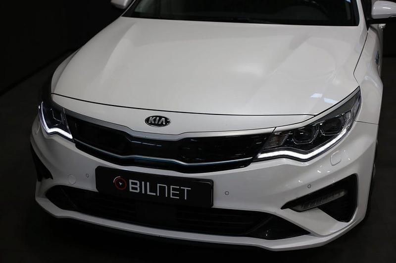 Begagnad Kia Optima Advance 205 HK (150 kW) 2019 Vit Kombi
