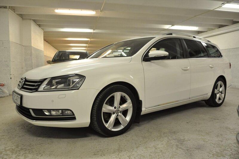 Vit Begagnad 2011 VW Passat Sport Kombi | 123 000 kr - Bild 1/4