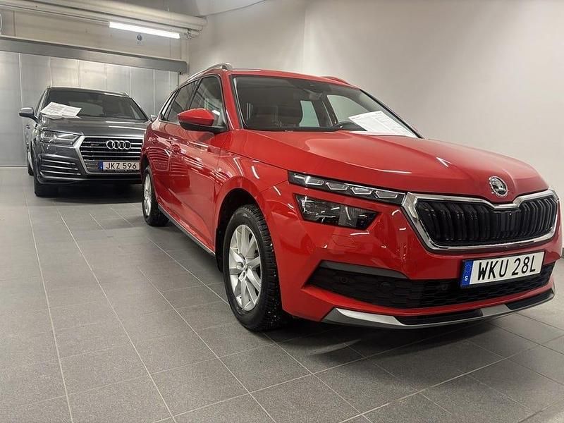 Begagnad Skoda Kamiq Style 116 HK (85 kW) 2019 Corrida red SUV