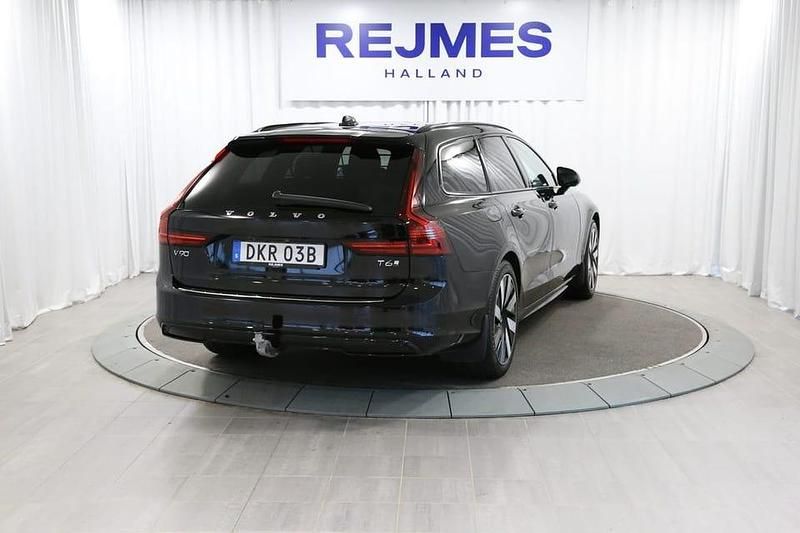 Begagnad Volvo V90 Plus 355 HK (261 kW) 2025 Blå Kombi