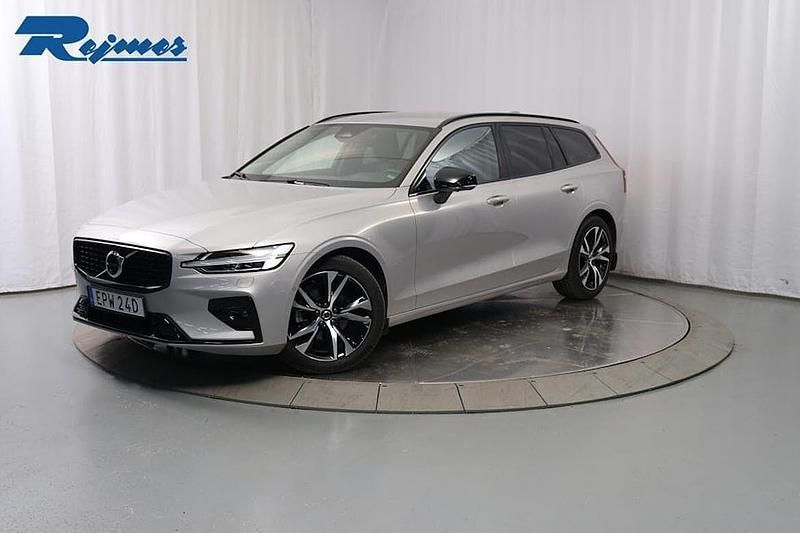 Begagnad 2024 Volvo V60 Kombi | 399 900 kr (Lite dyr) - Bild 1/4