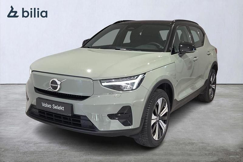 Grön Begagnad 2022 Volvo XC40 Core SUV | 349 000 kr - Bild 1/3