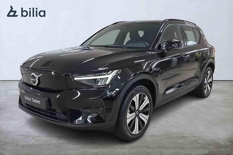 Begagnad Volvo XC40 Single Motor 175 kW (238 HK) 2023 Svart SUV