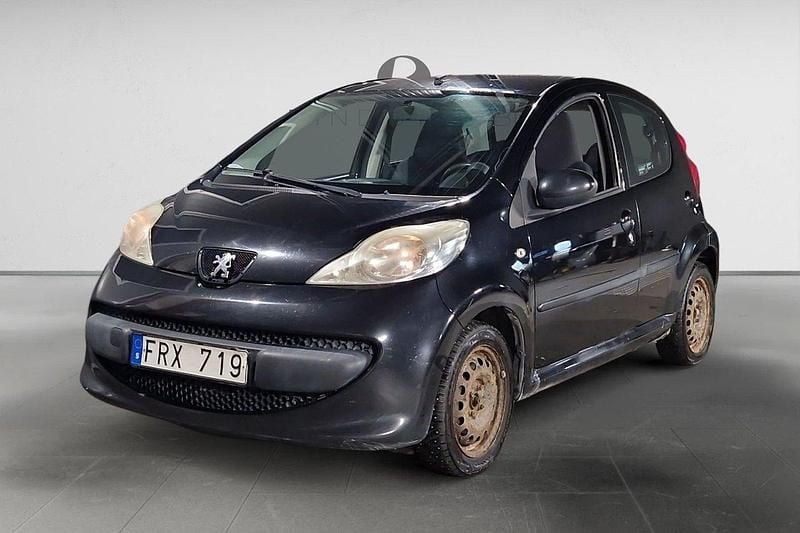 Svart Begagnad 2007 Peugeot 107 Halvkombi | 14 900 kr (Marknadspris) - Bild 1/3