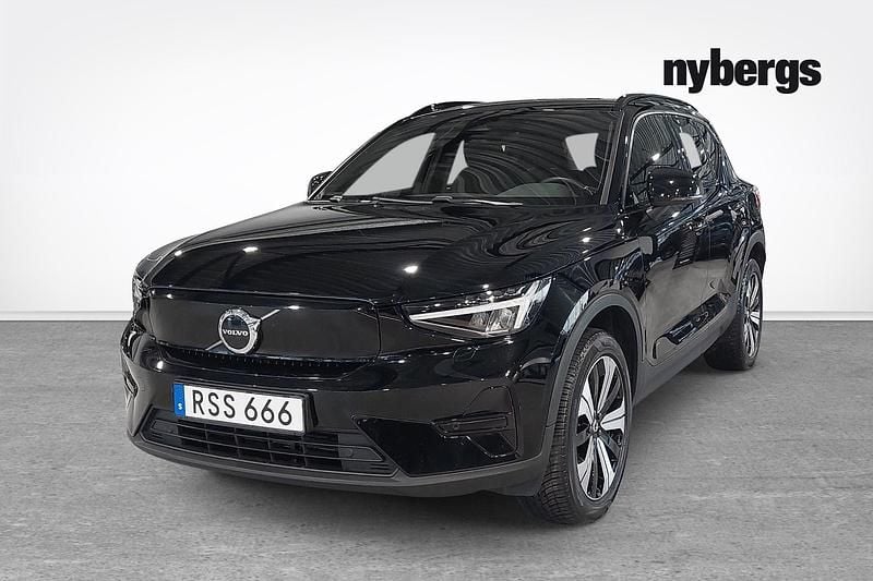 Svart Begagnad 2023 Volvo XC40 Single Motor SUV | 319 000 kr (Marknadspris) - Bild 1/4
