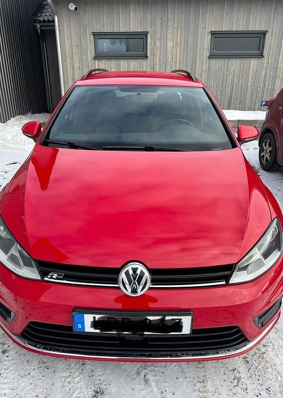 Begagnad VW Golf VII 140 HK (102 kW) 2015